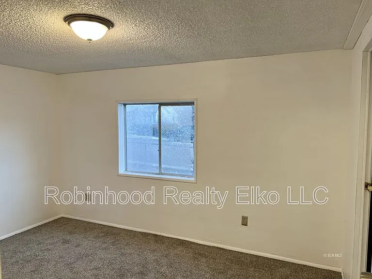 1006 Cedar St — Photo 19