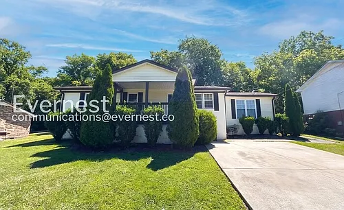 404 Dabney Dr Photo 1