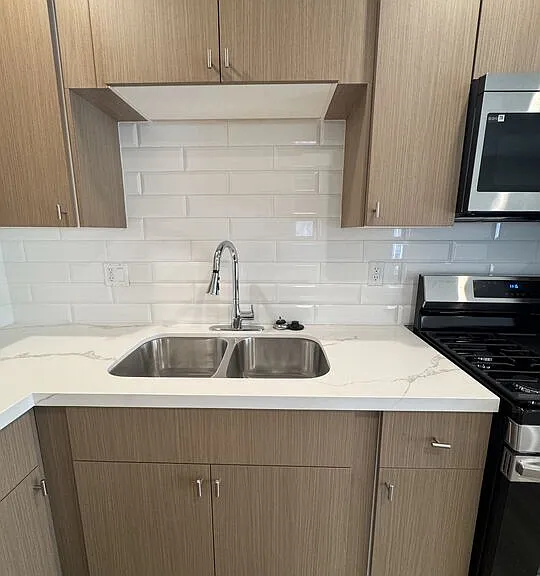 137 S Crescent Dr #1 — Photo 24