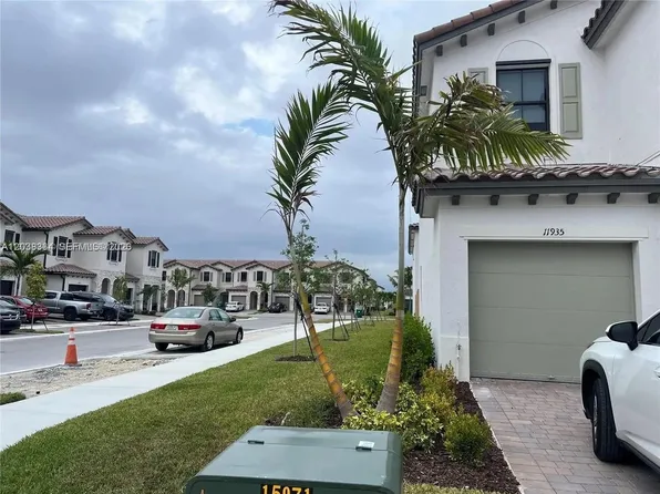11935 SW 246th Ter, Homestead, FL 33032
