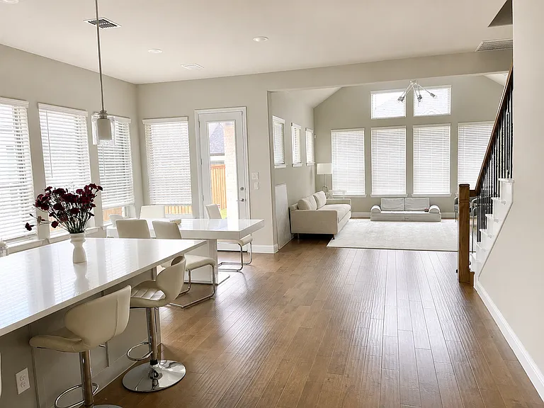 852 Belltown Dr — Photo 5