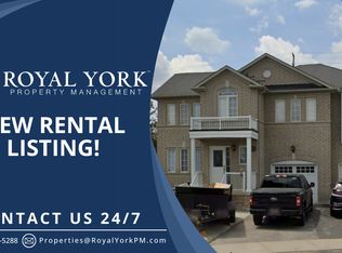 62 Amethyst Cir #2, Brampton, ON L6P0Z3