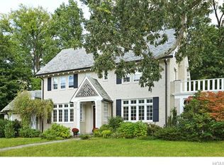 45 Bayeau Rd, New Rochelle, NY 10804