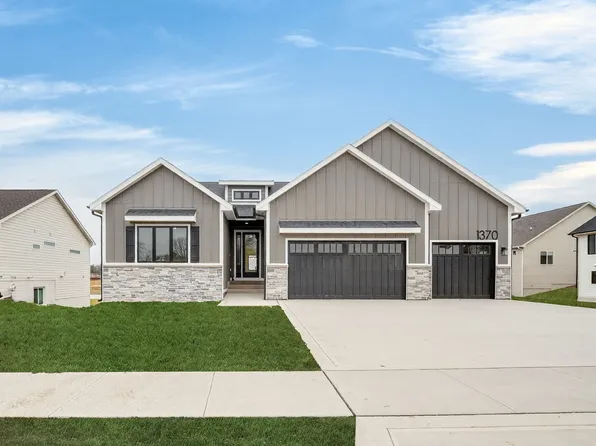 1370 NW Brooks Dr, Waukee, IA 50263