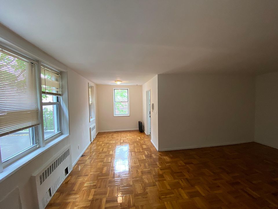 1st image of 1 N Lake St #1