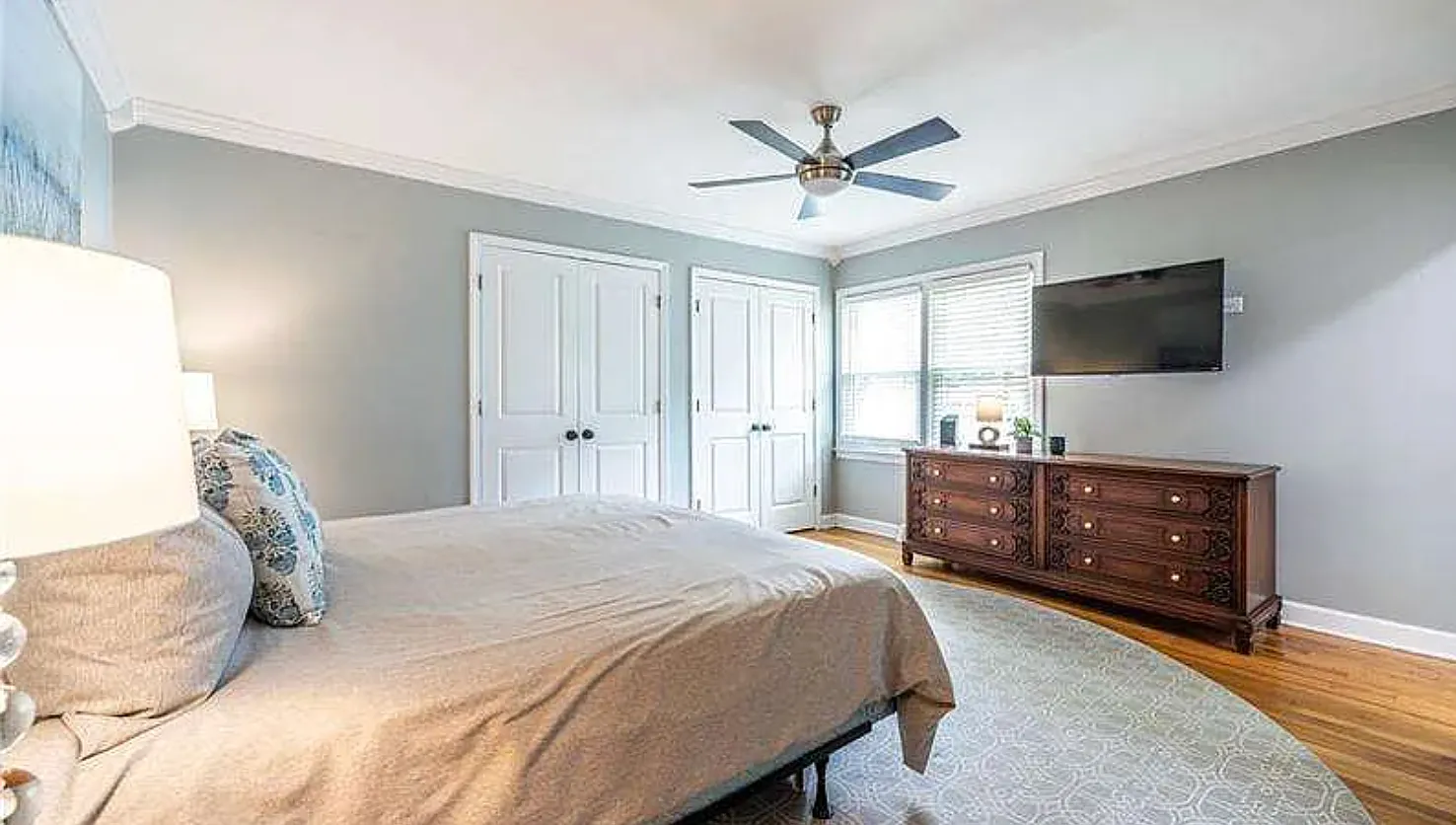 3 bed, 1572 sqft, $2,900 — Photo 1