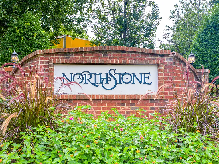 Northstone Apartments — Photo 37