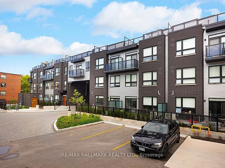 15 Brenthall Ave #6 — Photo 2