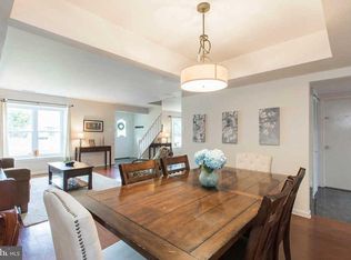 58 Green Woods Dr, Horsham, PA
