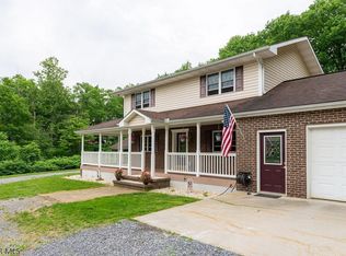 317 McCloskey Ln, Altoona, PA 16601