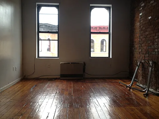 Rented by RBM Management | media 31