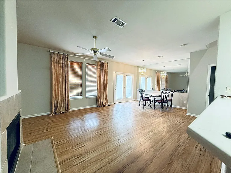 2100 Pipers Field Dr #55 — Photo 4