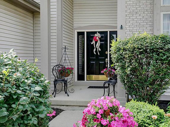 2nd image of 6142 Saint Mel Cir