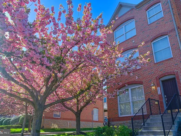 2056 Clipper Park Rd, Baltimore, MD 21211