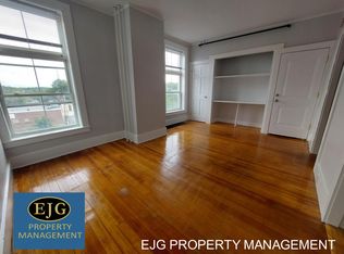 2 N Main St #105, Rochester, NH 03867