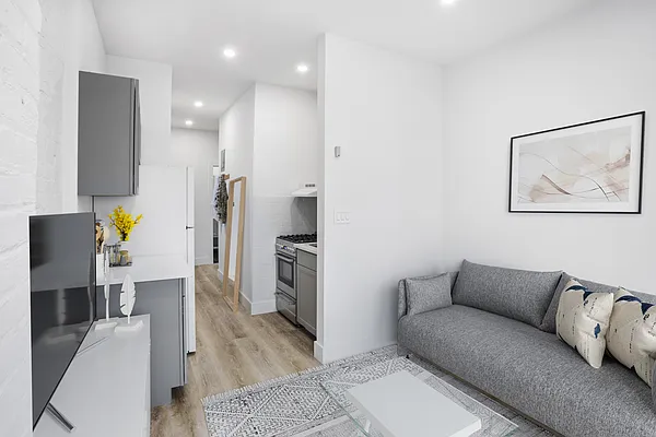 Sold by Compass | media 3