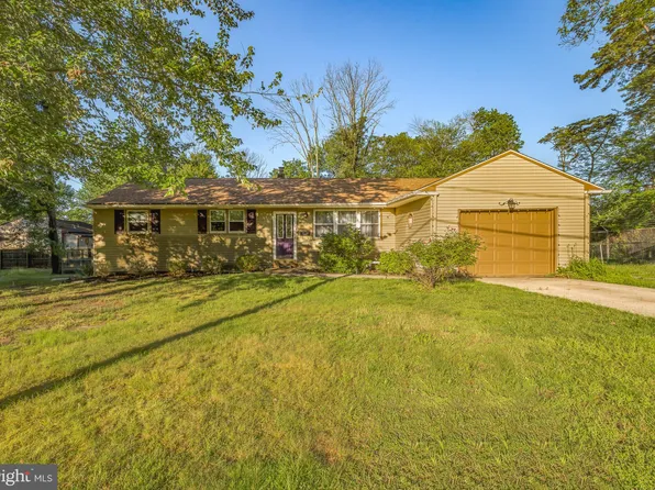 23 Elm Ave, Somerdale, NJ 08083