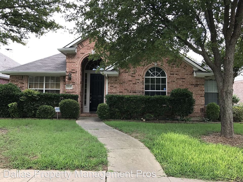 1st image of 2049 Saint Anne Dr