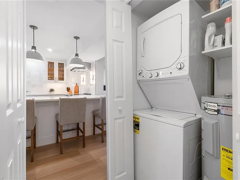 1222 Gordon Dr #2 — Photo 14