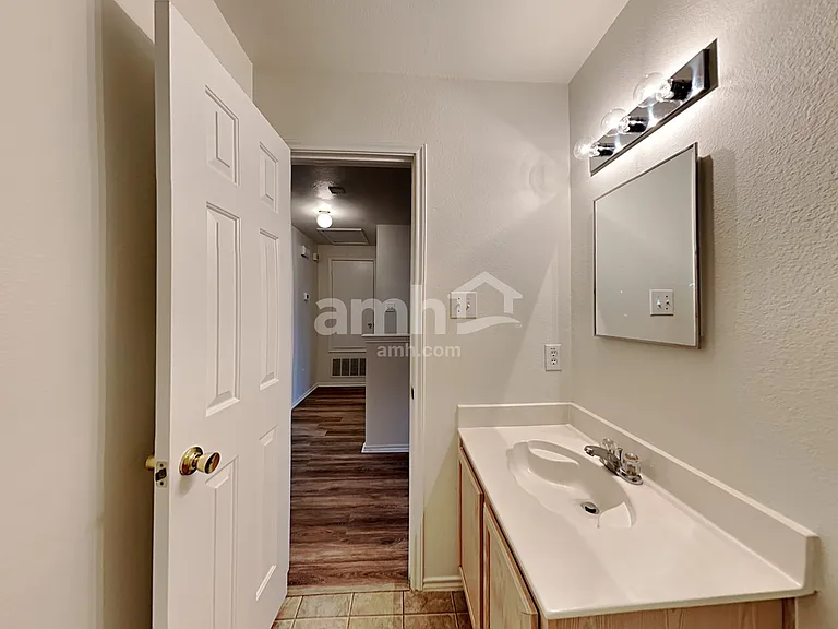 12657 Drexel St — Photo 18