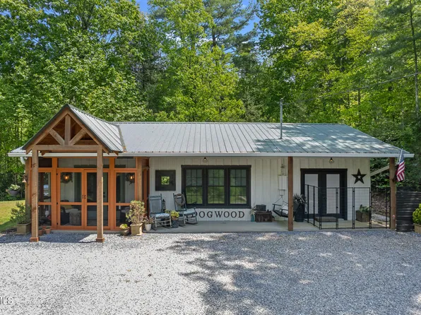 405 Morgan Branch Ln, Chuckey, TN 37641