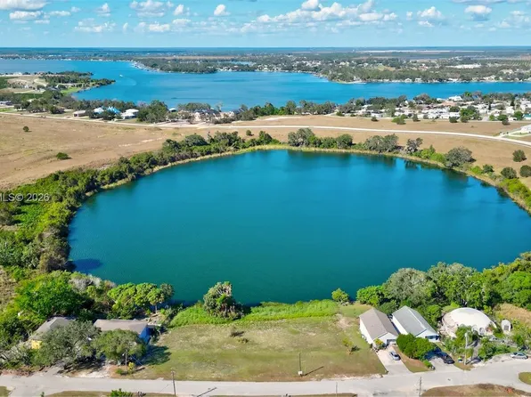 211 Rachard Blvd, Lake Placid, FL 33852