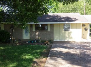 4215 County Road 165, Greenwood, MS 38930