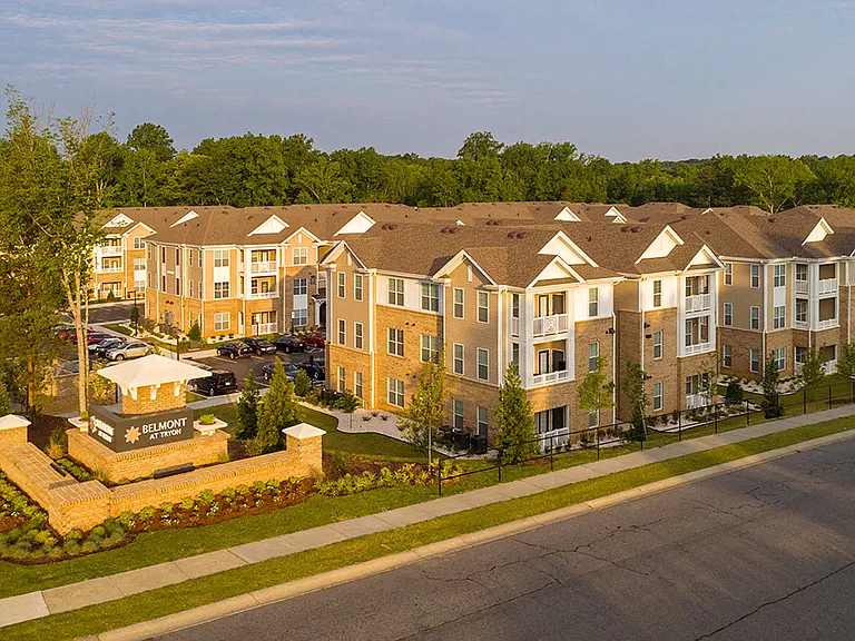 Belmont at Tryon Apartments — Photo 3