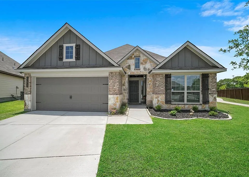 151 Scenic Hills Ct