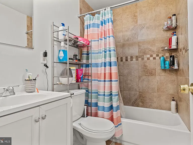 1433 W Norris St #C — Photo 5