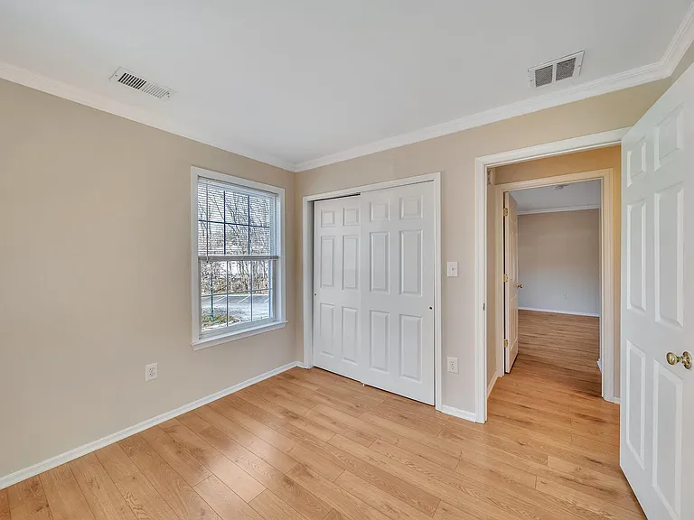 1041 Cumberland Ct — Photo 15
