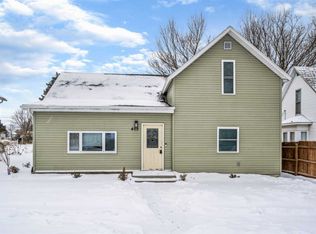 405 N Broadway St, Mentone, IN