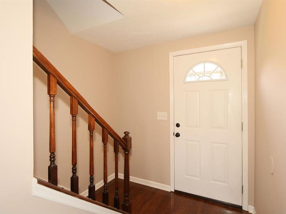 1st image of 7604 Weatherly Ct Unit 282