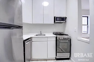 Rented by Urbane Brokerage