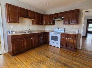 41 Daniels St FLOOR 2, Pawtucket, RI 02860