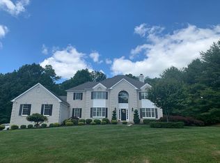 4 Shadowbrook Dr, Colts Neck, NJ 07722
