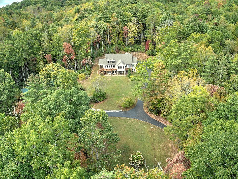 1st image of 199 Stonebridge Ln