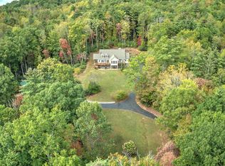 199 Stonebridge Ln, Mountain City, TN 37683