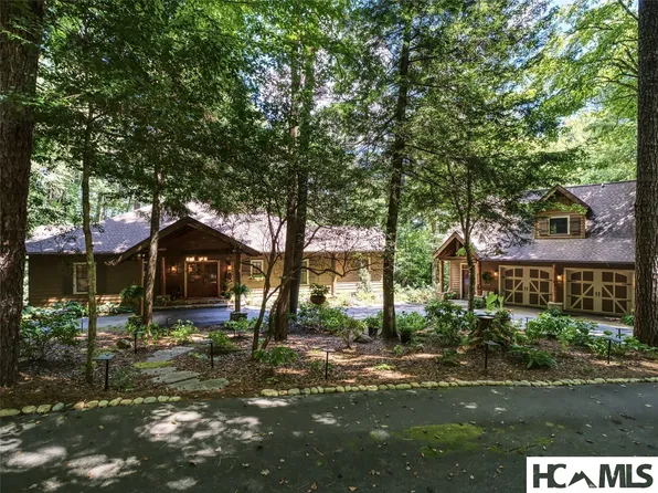 46 Brassie Drive, Lake Toxaway, NC 28747