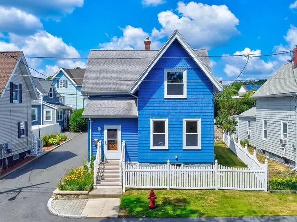 23 Poplar St, Malden, MA 02148