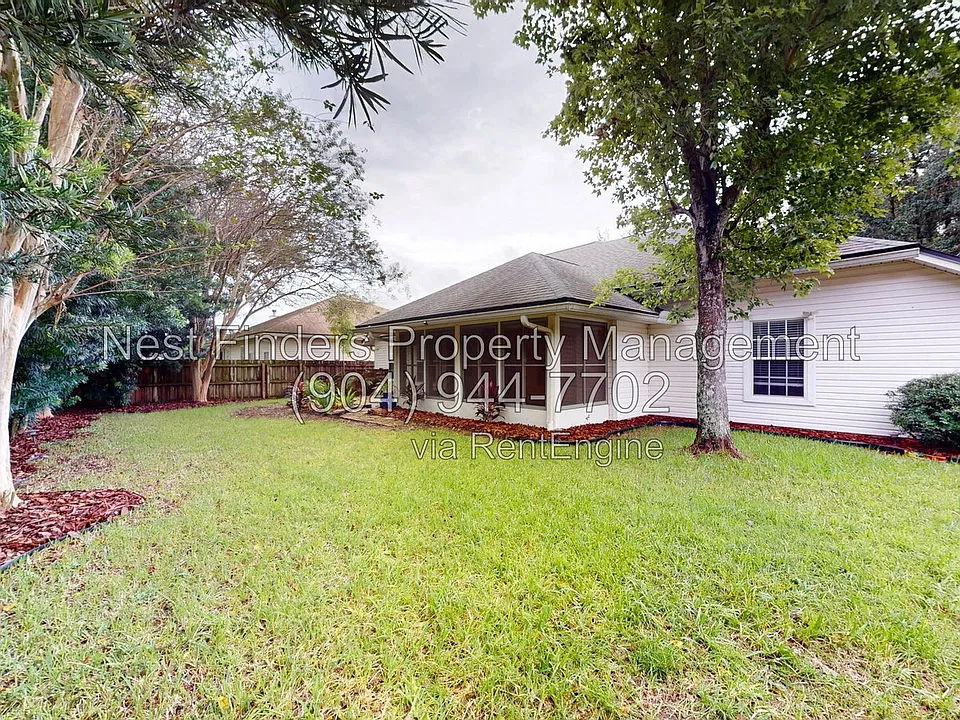 12432 Briarmead Ln