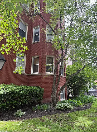 735 W Bittersweet Pl #1N Photo 1