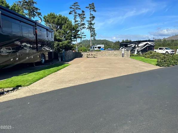 6225 N Coast Hwy Lot 134, Newport, OR 97365