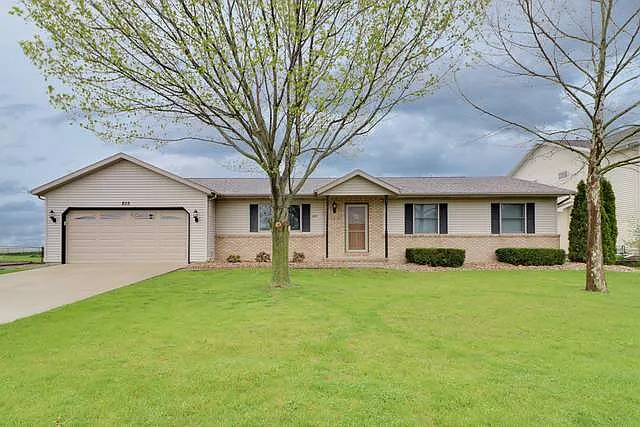 805 Platt Way photo 1
