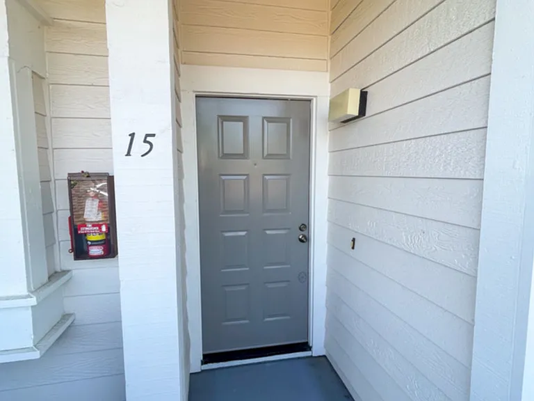 15 Picadilly Ct — Photo 3