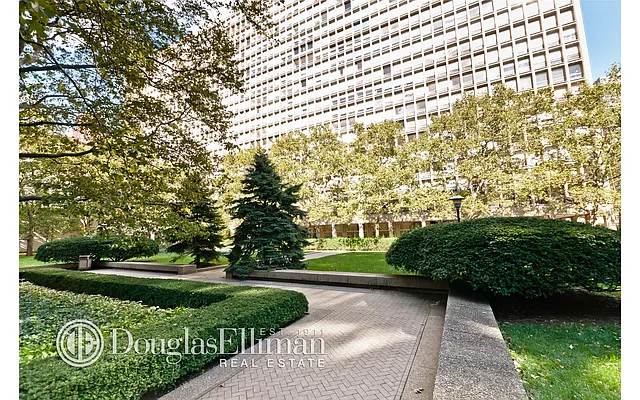 Rented by Douglas Elliman | media 69