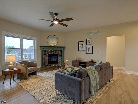 3rd image of 2961 Kestrell Ln