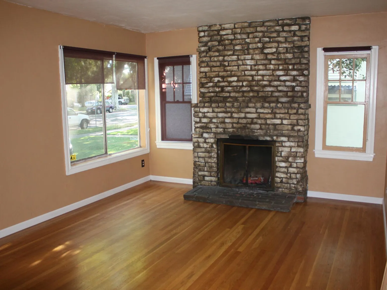 2520 D St — Photo 2