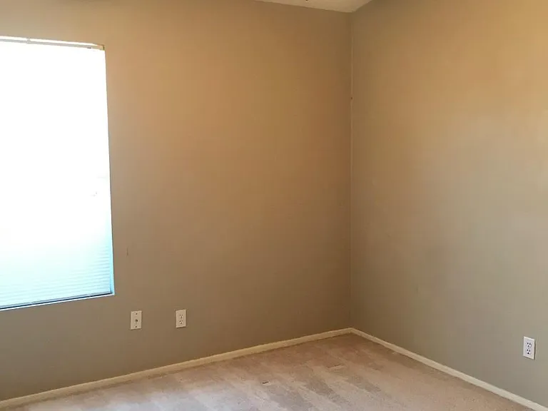 1863 W Springfield Way — Photo 17