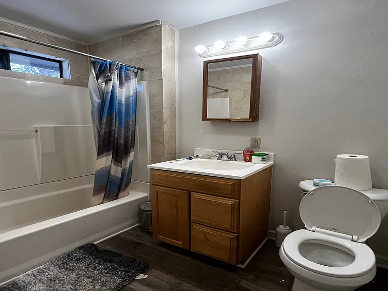 1051 Curran St NW — Photo 24